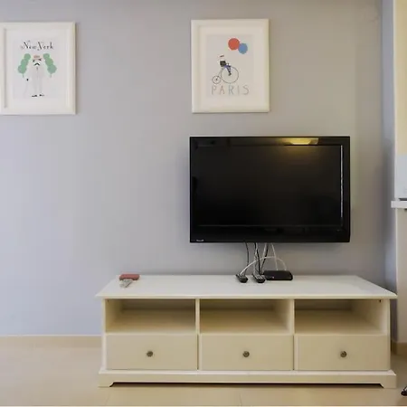 Ultra Modern Studio Near The Apartment Nerja